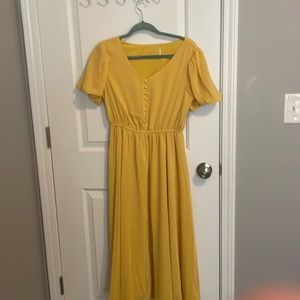 Yellow summer lightweight size medium dress